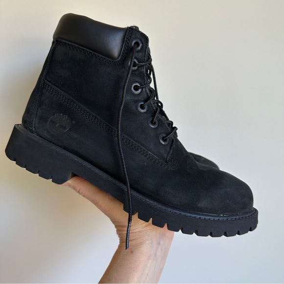 Timberland Other - Timberland Boots Black Unisex Boys Sz 5